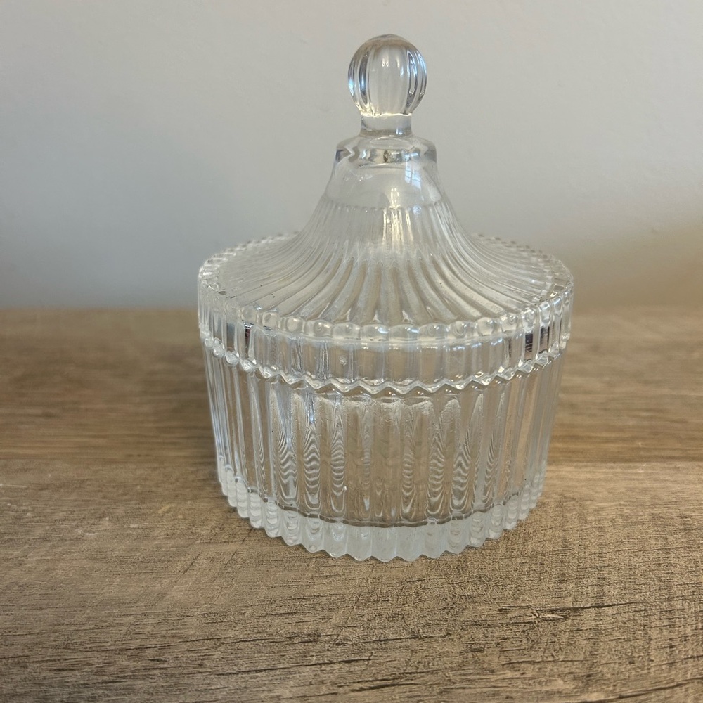 Canister & Lid Ribbed Candy Dish‎ 4.5" Vintage Victorian Mikasa Style Glass